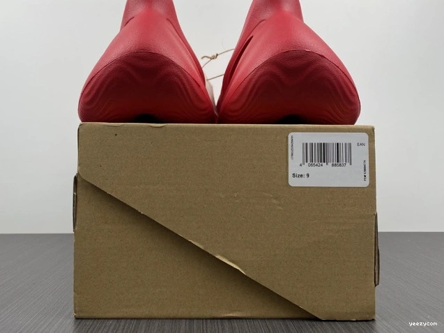 Red Yeezy Foam Adidas CW3355 1027